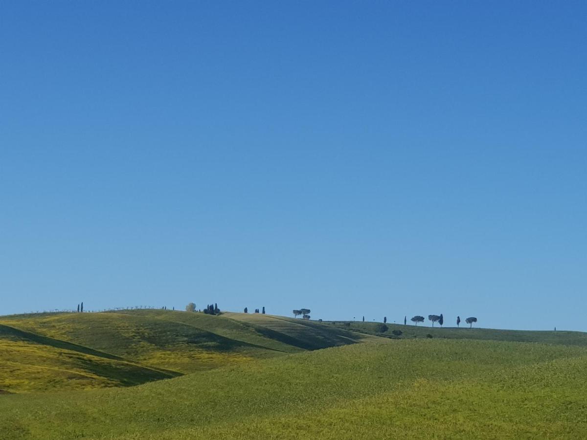 Отель Dimora In Francigena Сан-Куйрико-д'Орча Экстерьер фото