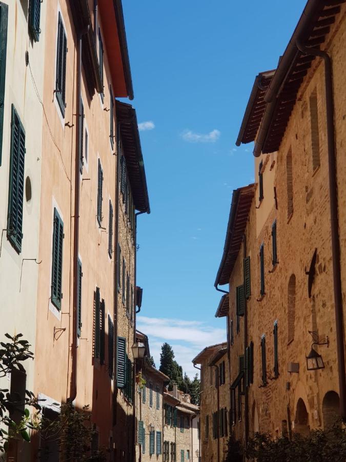 Отель Dimora In Francigena Сан-Куйрико-д'Орча Экстерьер фото