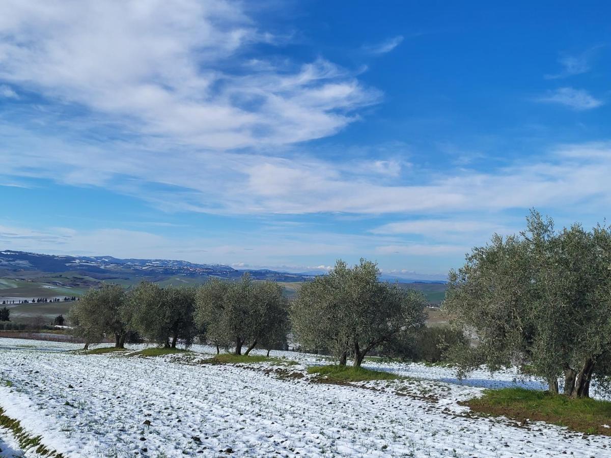 Отель Dimora In Francigena Сан-Куйрико-д'Орча Экстерьер фото