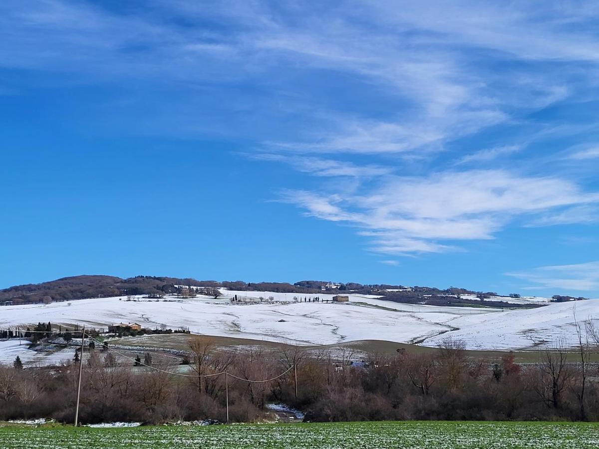 Отель Dimora In Francigena Сан-Куйрико-д'Орча Экстерьер фото